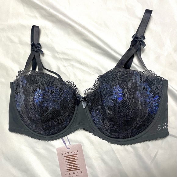 Living in the Clouds Iridescent Lace Caged Demi Bra - Picture 6 of 7